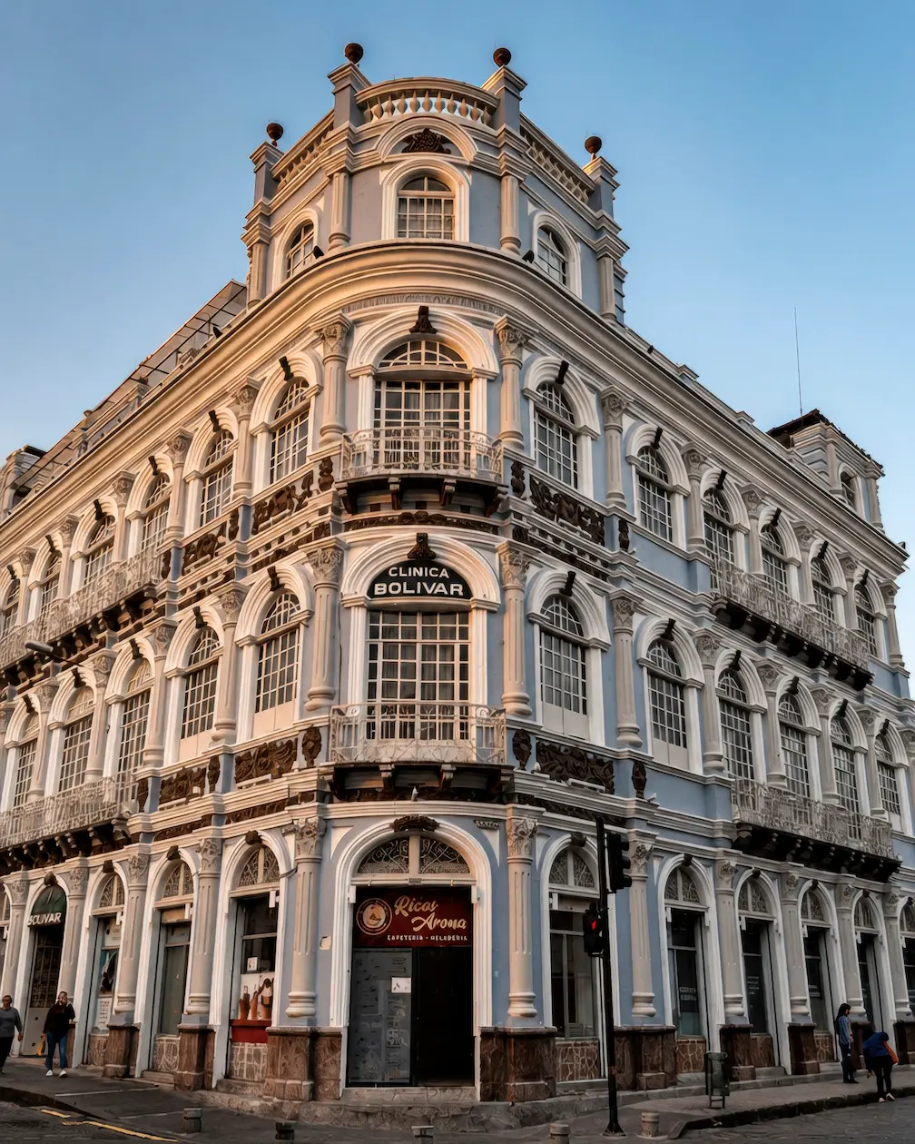 clinica bolivar real Antigua Clínica Bolívar